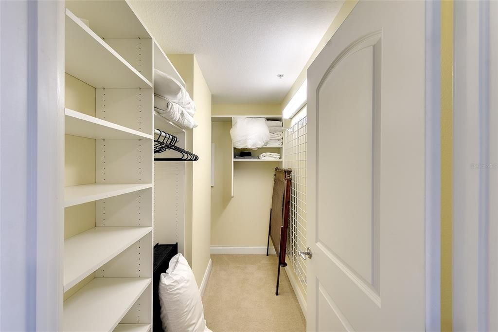 For Sale: $475,000 (3 beds, 2 baths, 2115 Square Feet)