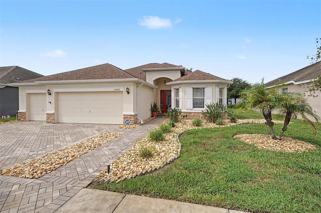 For Sale: $435,000 (4 beds, 3 baths, 2396 Square Feet)