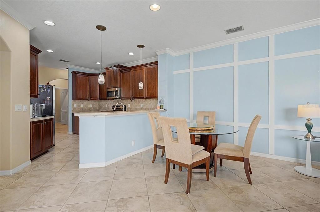 For Sale: $435,000 (4 beds, 3 baths, 2396 Square Feet)
