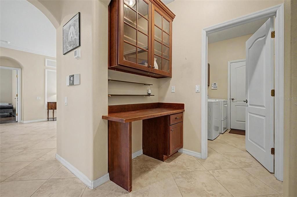 For Sale: $435,000 (4 beds, 3 baths, 2396 Square Feet)