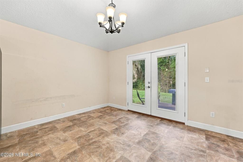 For Sale: $485,000 (3 beds, 2 baths, 1816 Square Feet)