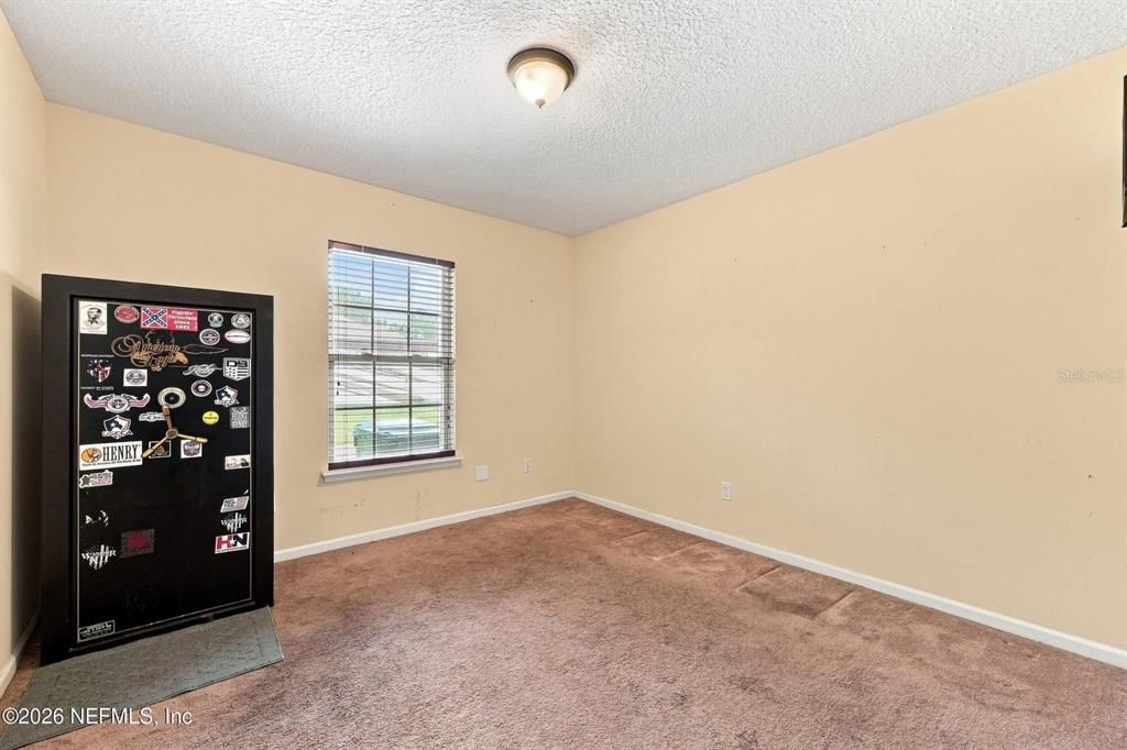 For Sale: $485,000 (3 beds, 2 baths, 1816 Square Feet)