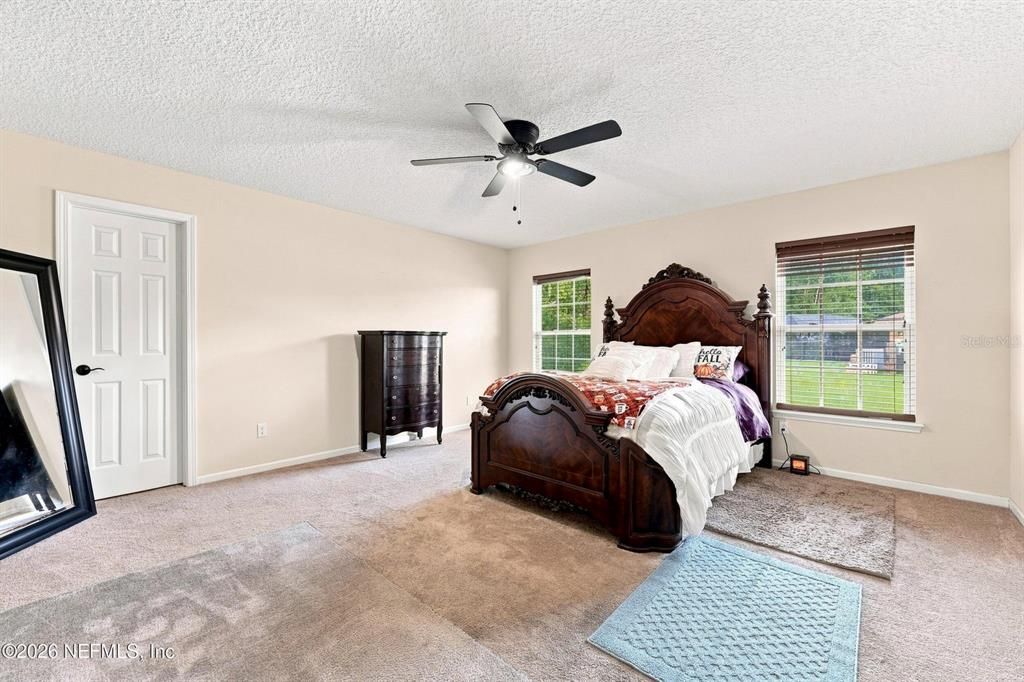 For Sale: $485,000 (3 beds, 2 baths, 1816 Square Feet)