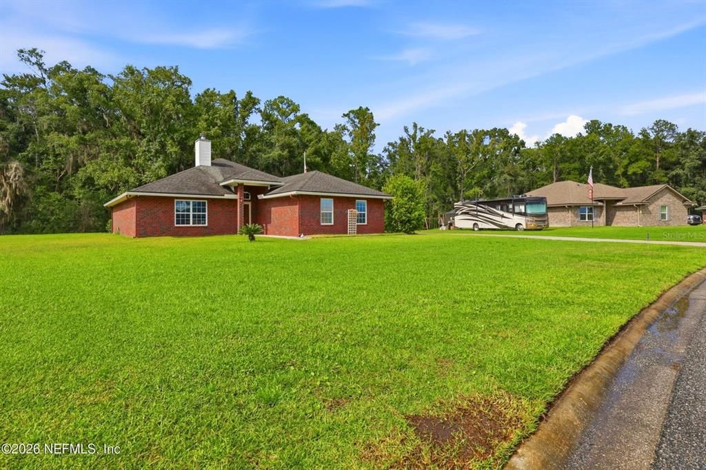 For Sale: $485,000 (3 beds, 2 baths, 1816 Square Feet)