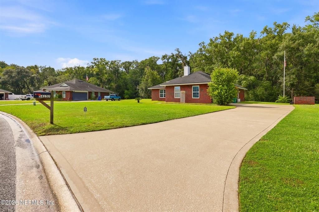 For Sale: $485,000 (3 beds, 2 baths, 1816 Square Feet)