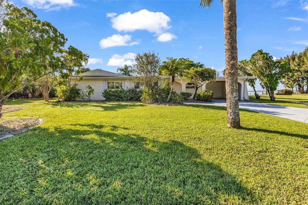 For Sale: $479,000 (3 beds, 2 baths, 1399 Square Feet)