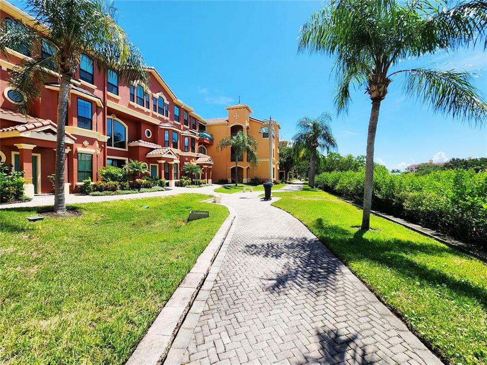 En Venta: $239,500 (2 camas, 2 baños, 1368 Pies cuadrados)