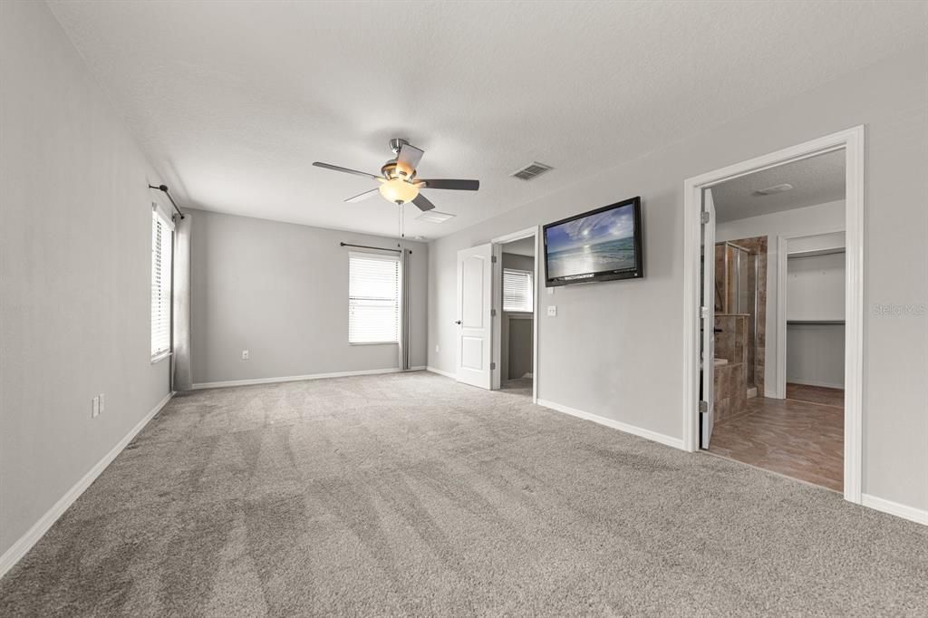 For Sale: $419,000 (3 beds, 2 baths, 1796 Square Feet)