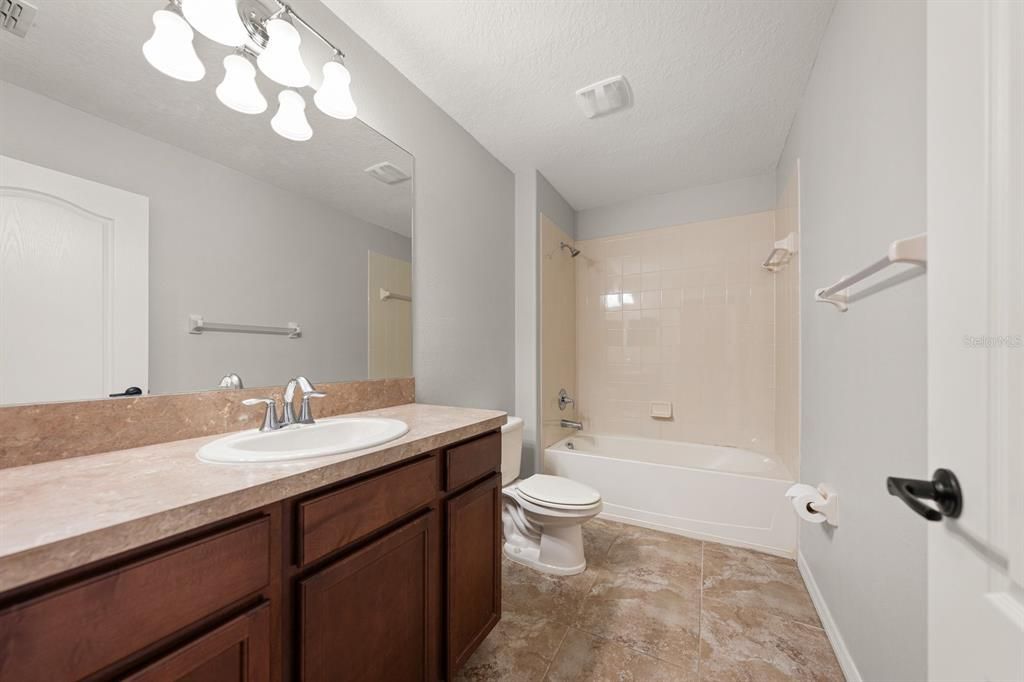 For Sale: $419,000 (3 beds, 2 baths, 1796 Square Feet)