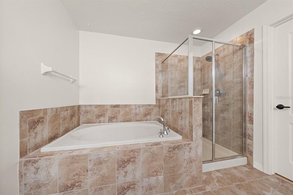 For Sale: $419,000 (3 beds, 2 baths, 1796 Square Feet)