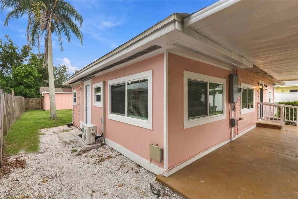 For Sale: $250,000 (3 beds, 2 baths, 1177 Square Feet)