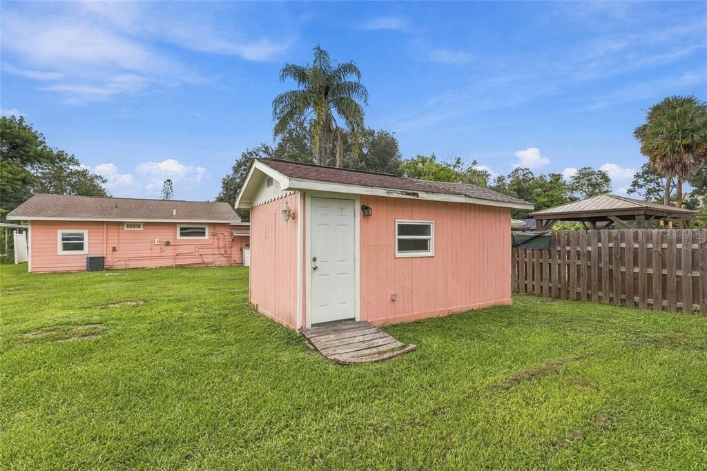 For Sale: $250,000 (3 beds, 2 baths, 1177 Square Feet)