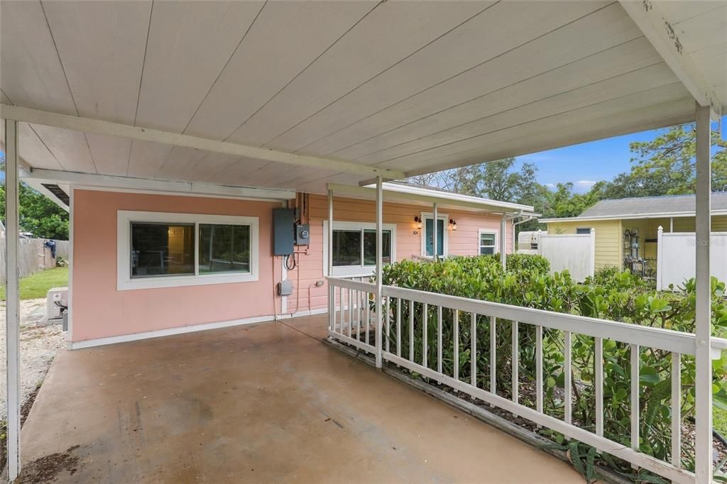 For Sale: $250,000 (3 beds, 2 baths, 1177 Square Feet)