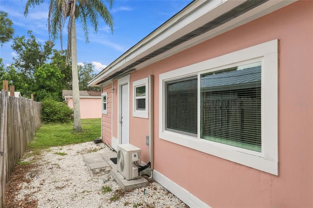 For Sale: $250,000 (3 beds, 2 baths, 1177 Square Feet)