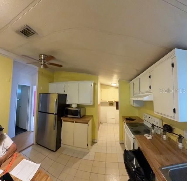 В аренду: $1,450 (2 спален, 2 ванн, 960 Квадратных фут)