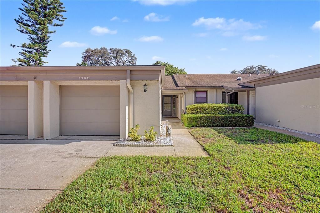 En Venta: $249,900 (2 camas, 2 baños, 1120 Pies cuadrados)