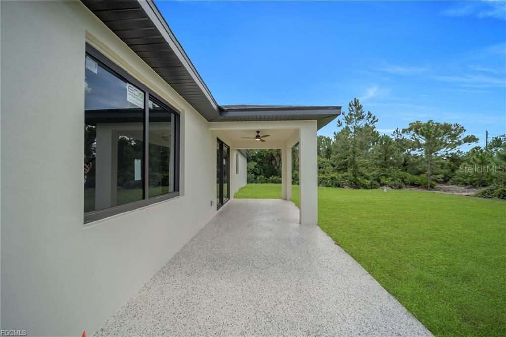 For Sale: $374,900 (4 beds, 3 baths, 1778 Square Feet)