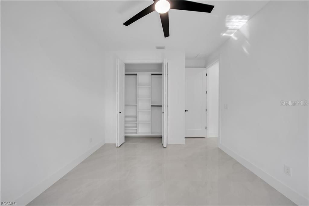 For Sale: $374,900 (4 beds, 3 baths, 1778 Square Feet)