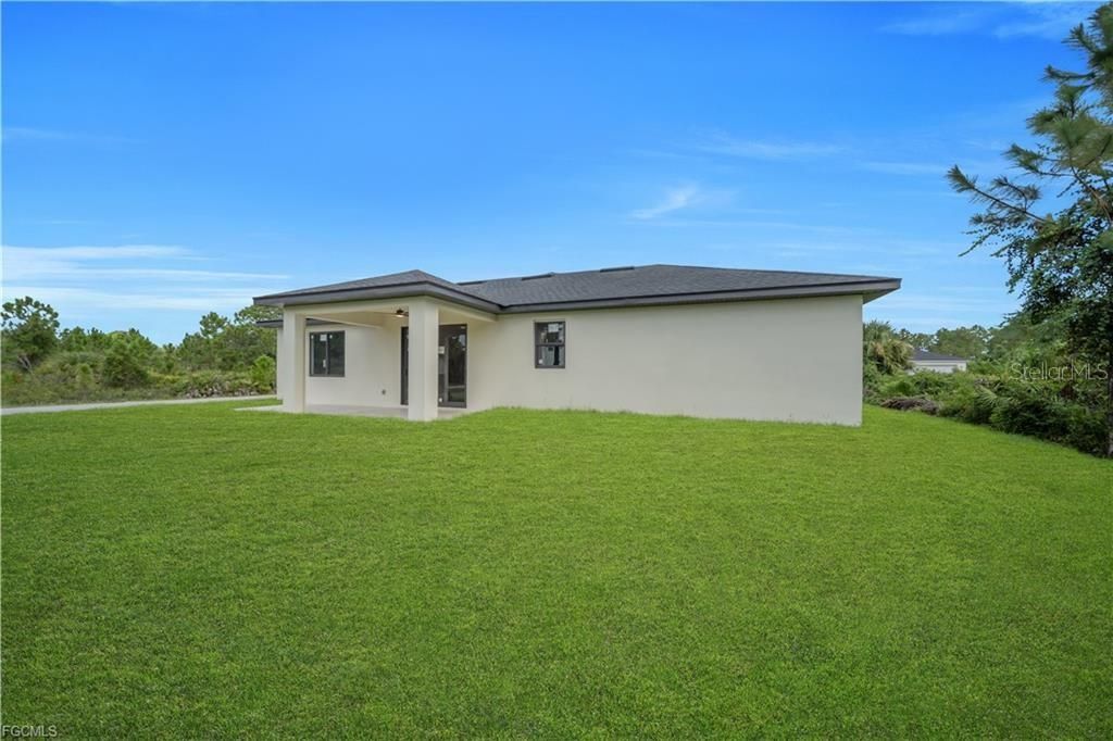 For Sale: $374,900 (4 beds, 3 baths, 1778 Square Feet)
