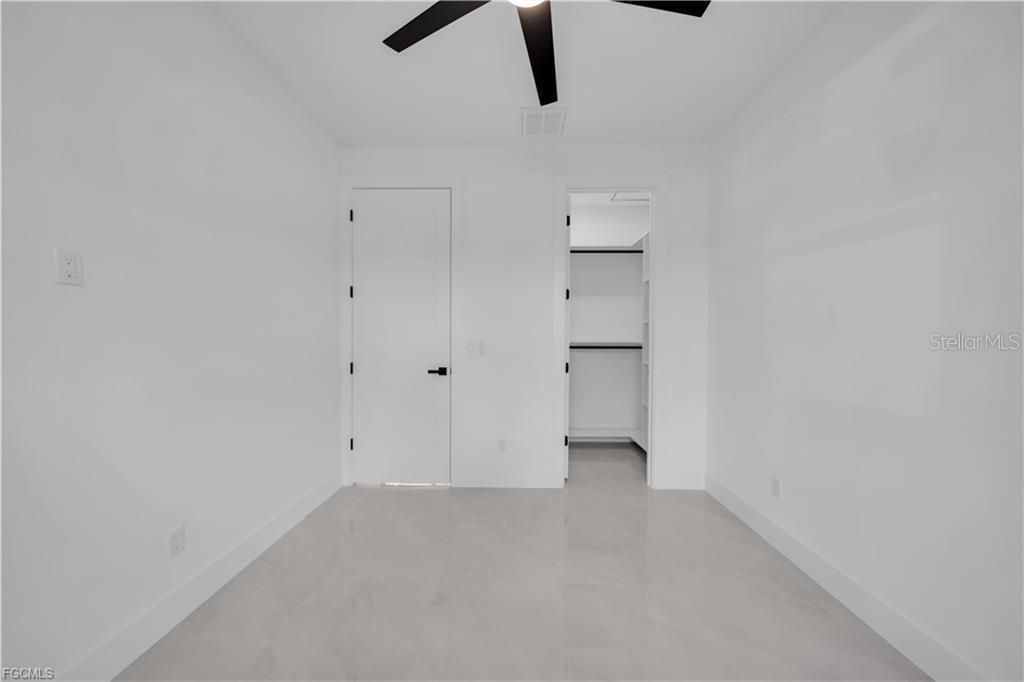 For Sale: $374,900 (4 beds, 3 baths, 1778 Square Feet)