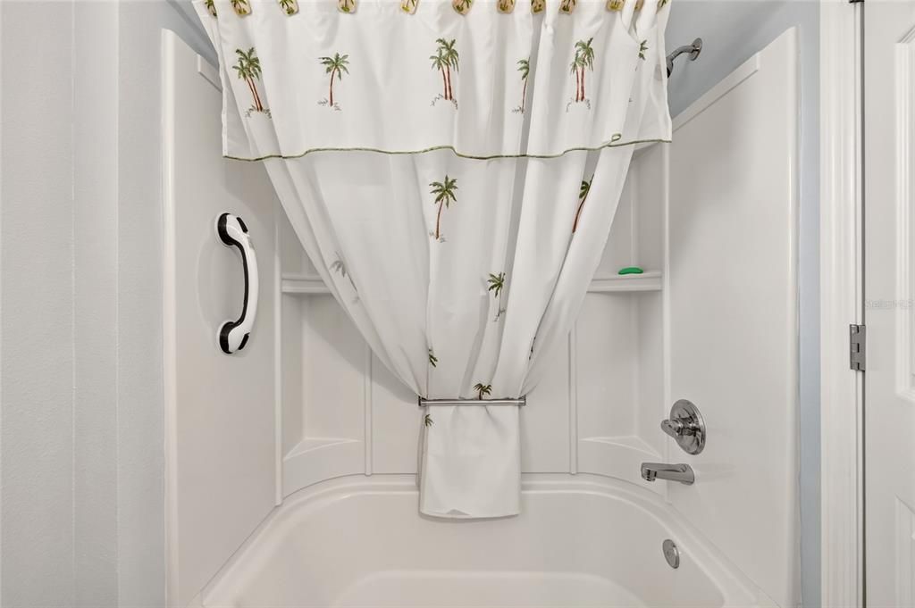 For Sale: $479,900 (3 beds, 2 baths, 1612 Square Feet)