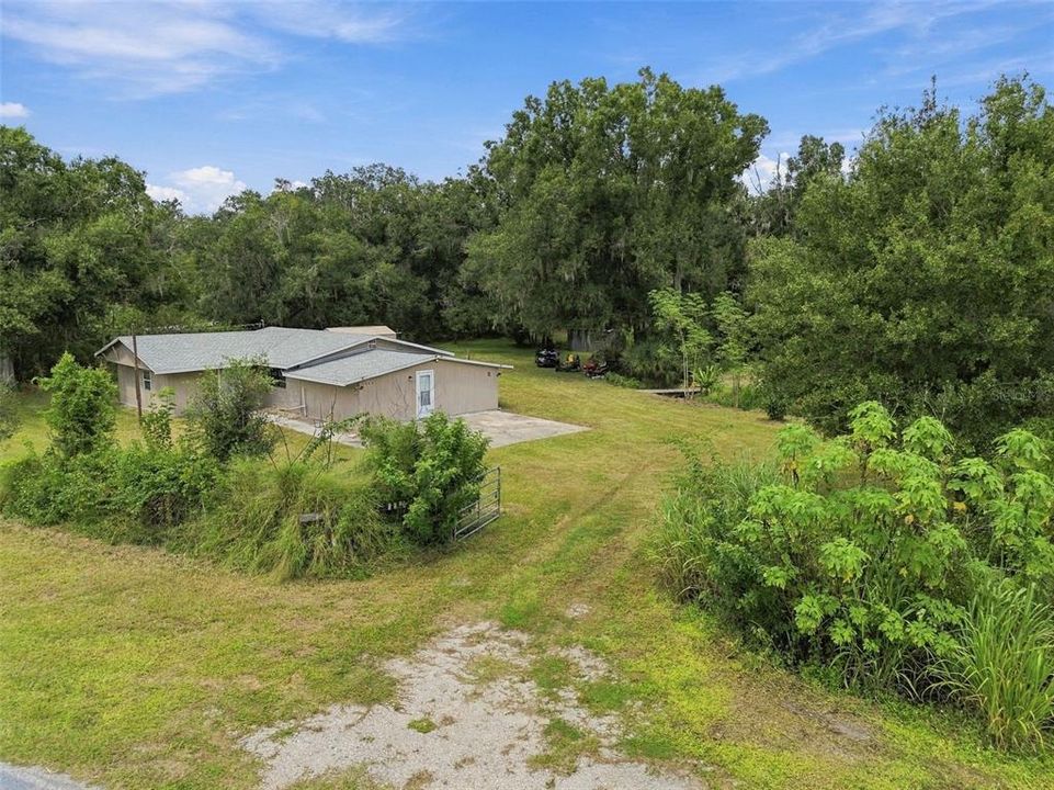 For Sale: $275,000 (3 beds, 2 baths, 1589 Square Feet)