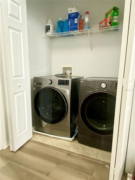 For Rent: $2,100 (3 beds, 2 baths, 1558 Square Feet)