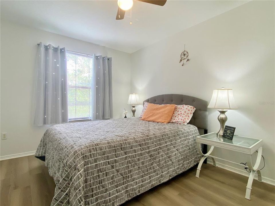 For Rent: $2,100 (3 beds, 2 baths, 1558 Square Feet)