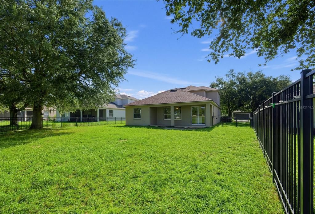 For Sale: $435,000 (4 beds, 3 baths, 2753 Square Feet)