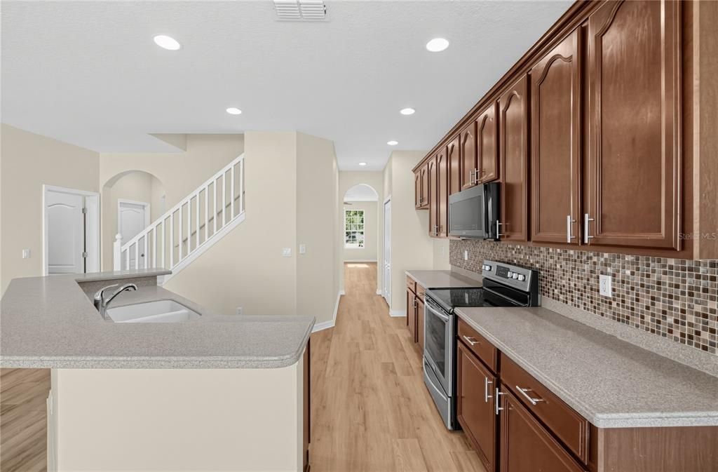 For Sale: $435,000 (4 beds, 3 baths, 2753 Square Feet)