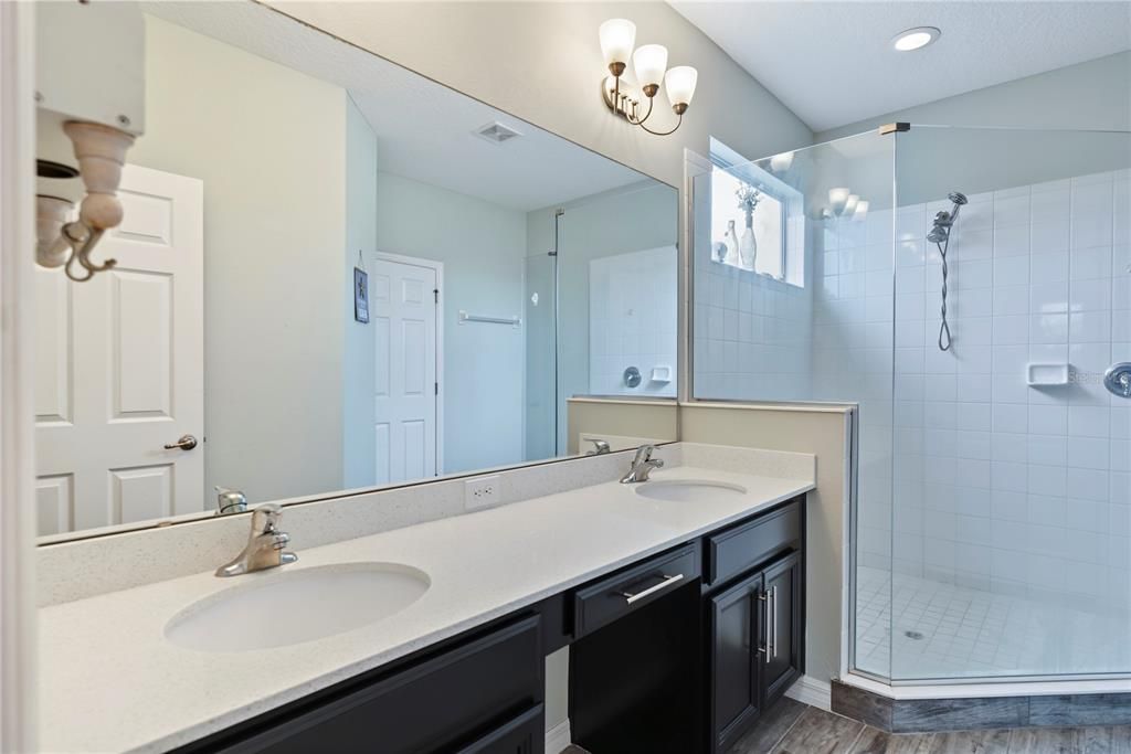 For Sale: $599,000 (5 beds, 4 baths, 3446 Square Feet)