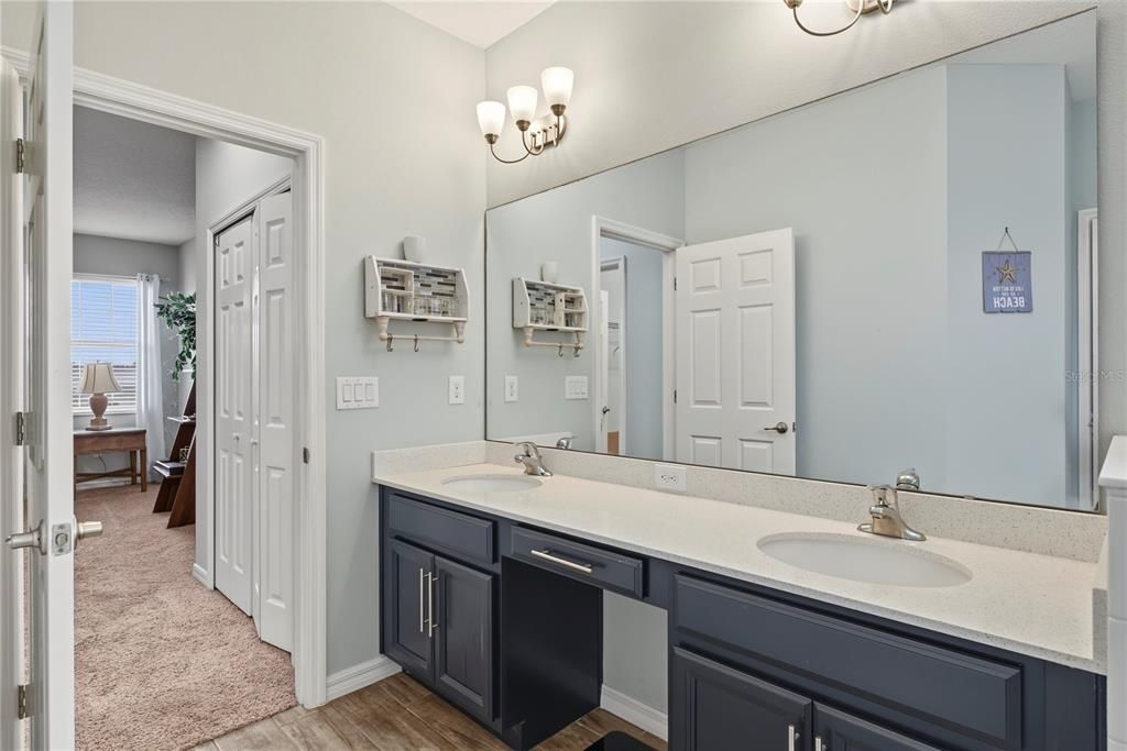 For Sale: $599,000 (5 beds, 4 baths, 3446 Square Feet)
