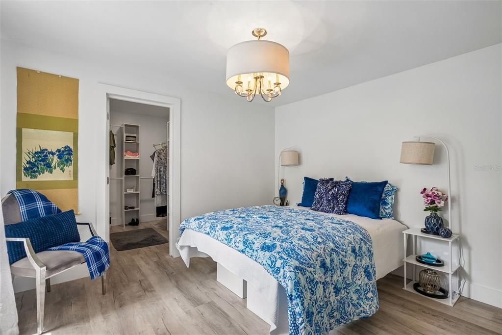 En Venta: $199,900 (2 camas, 1 baños, 1100 Pies cuadrados)