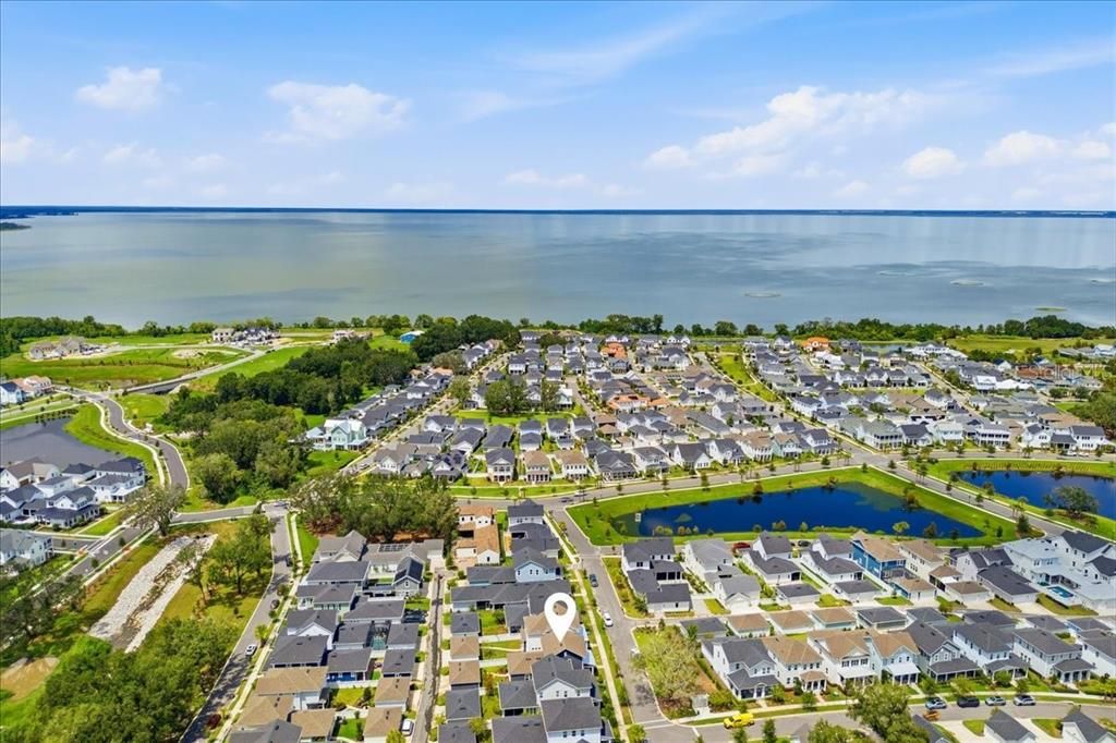 待售: $889,900 (4 贝兹, 3 浴室, 2239 平方英尺)