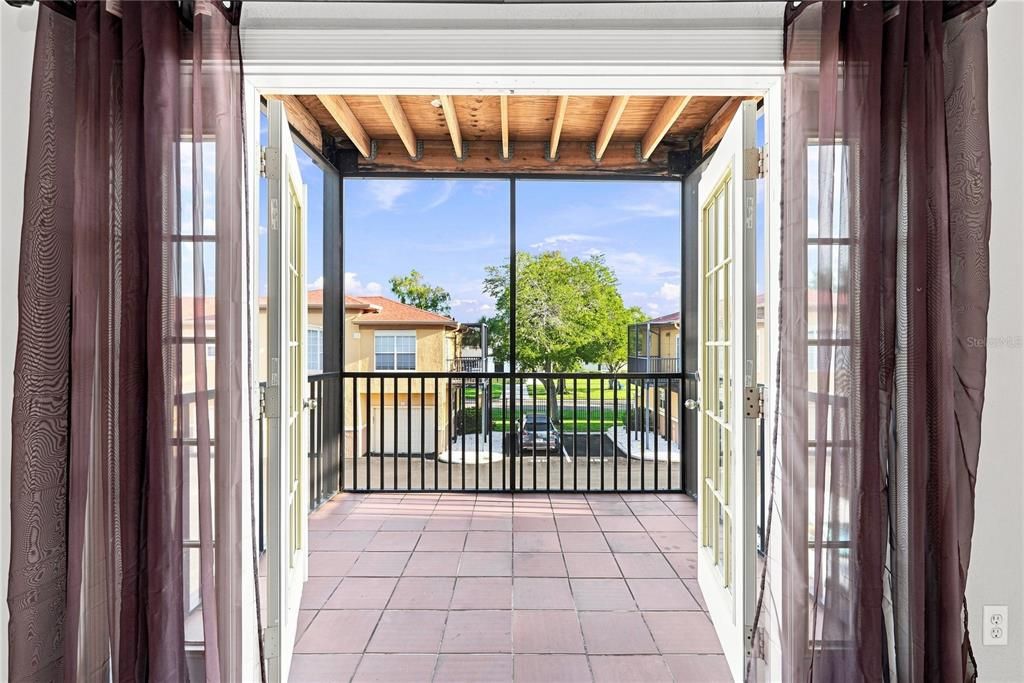 En Venta: $220,000 (2 camas, 2 baños, 1140 Pies cuadrados)