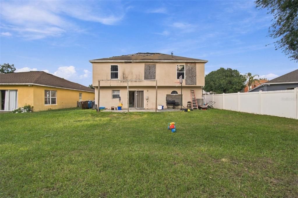 For Sale: $295,000 (4 beds, 2 baths, 2288 Square Feet)