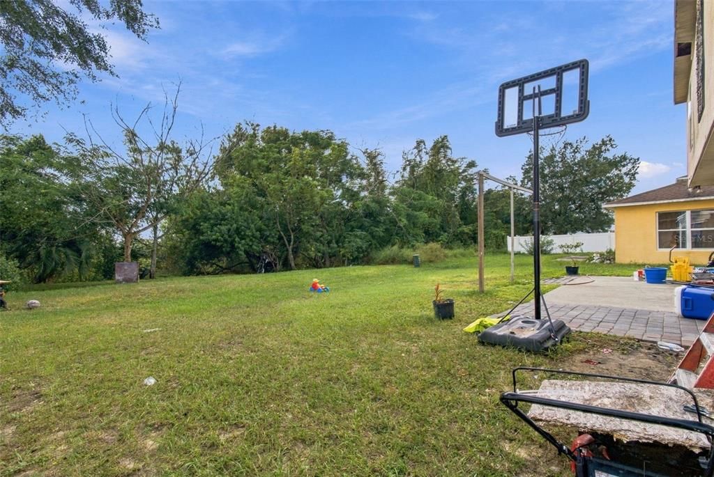 For Sale: $295,000 (4 beds, 2 baths, 2288 Square Feet)