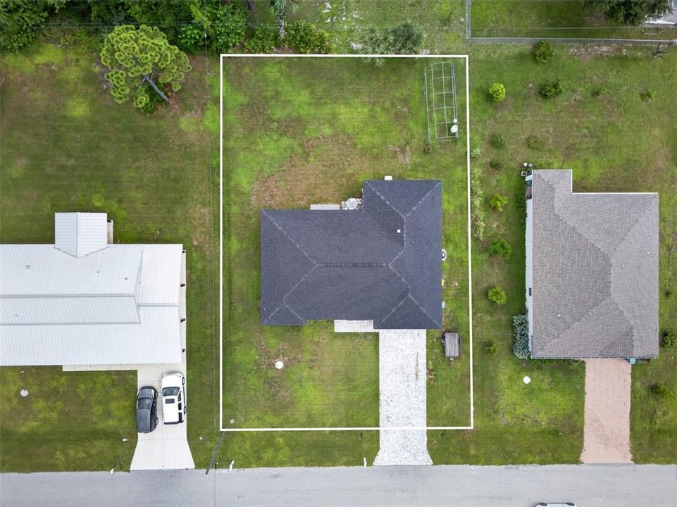 En Venta: $289,900 (4 camas, 2 baños, 1592 Pies cuadrados)