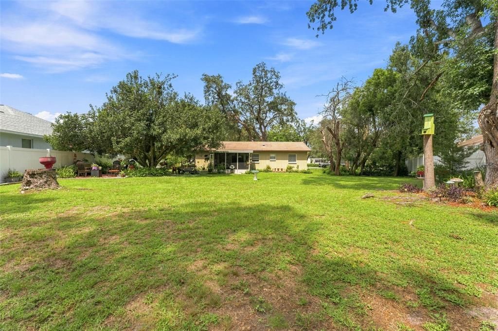 For Sale: $205,000 (2 beds, 2 baths, 750 Square Feet)