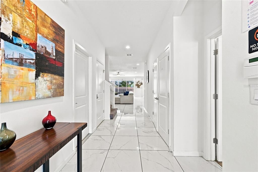 For Sale: $950,000 (9 beds, 9 baths, 4095 Square Feet)