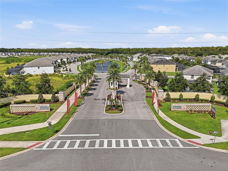 For Sale: $950,000 (9 beds, 9 baths, 4095 Square Feet)