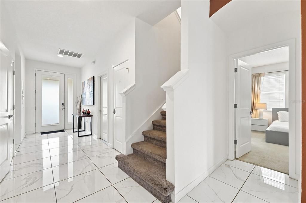 For Sale: $950,000 (9 beds, 9 baths, 4095 Square Feet)