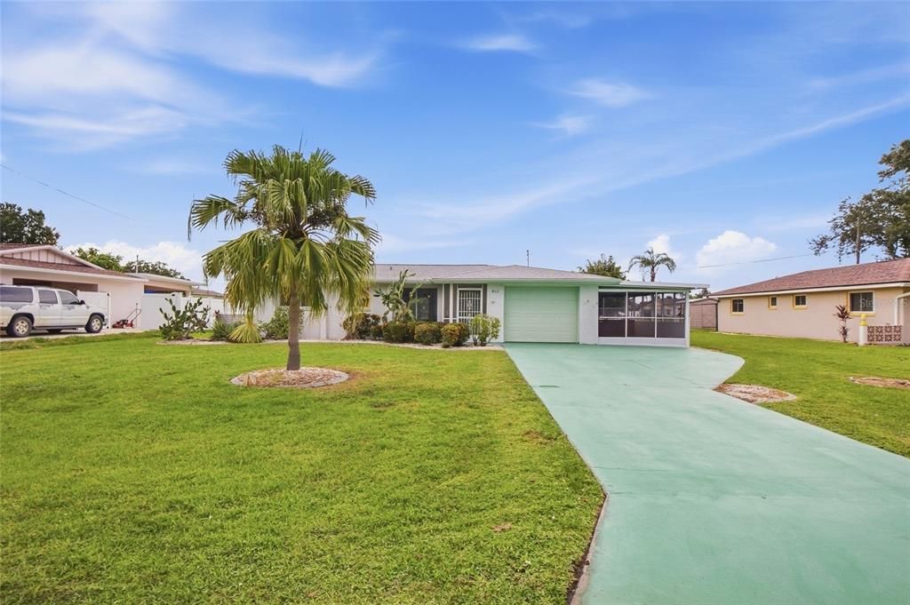 For Sale: $189,000 (2 beds, 2 baths, 1088 Square Feet)