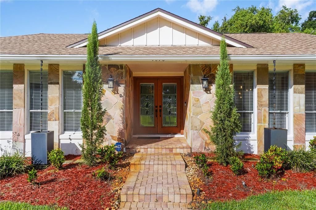 En Venta: $675,000 (3 camas, 2 baños, 2396 Pies cuadrados)