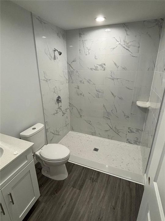 For Sale: $239,900 (3 beds, 2 baths, 1006 Square Feet)