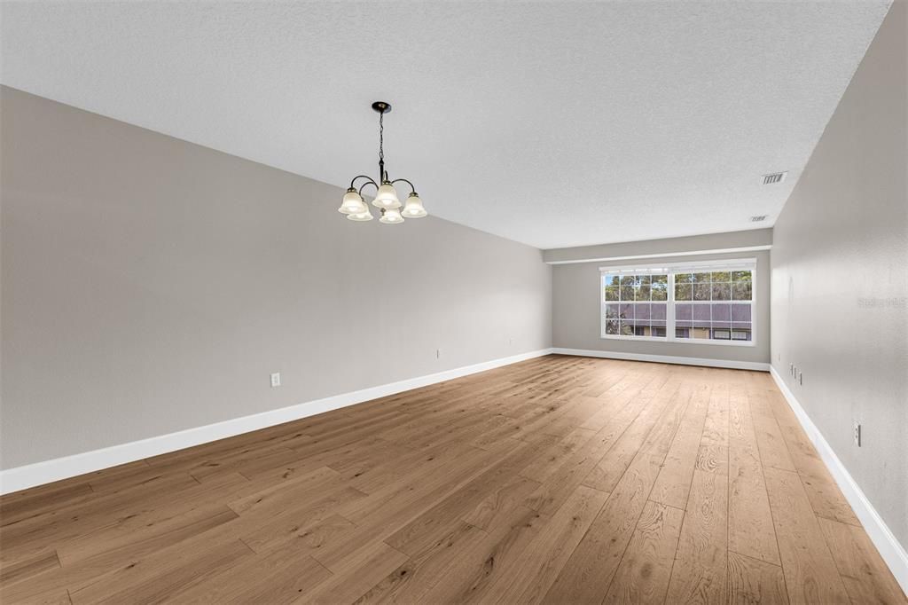 В аренду: $1,900 (2 спален, 2 ванн, 1219 Квадратных фут)