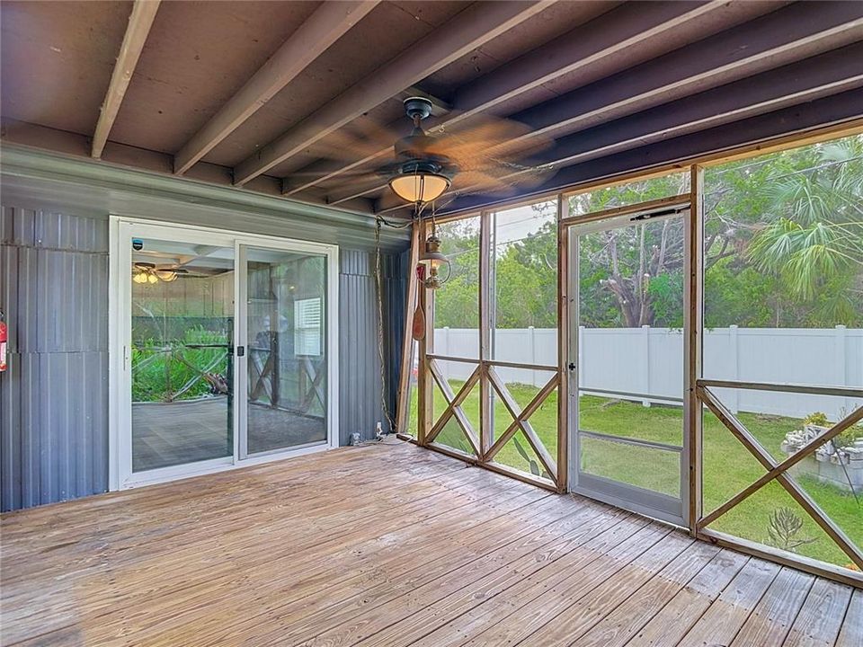 En Venta: $215,000 (2 camas, 1 baños, 600 Pies cuadrados)