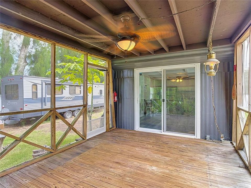 En Venta: $215,000 (2 camas, 1 baños, 600 Pies cuadrados)