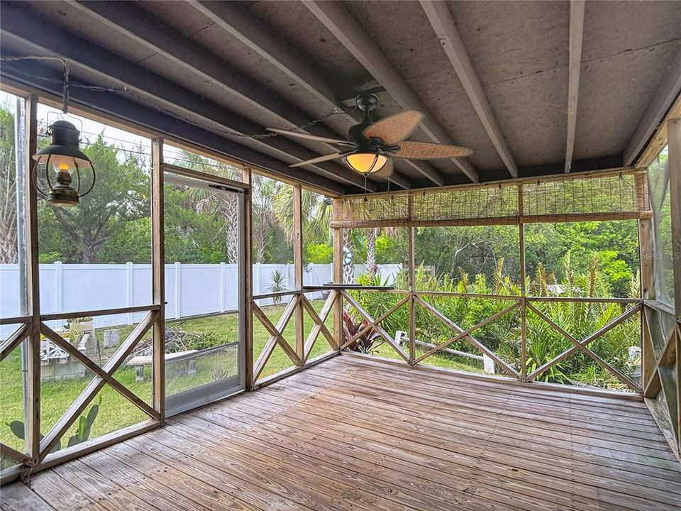 En Venta: $215,000 (2 camas, 1 baños, 600 Pies cuadrados)
