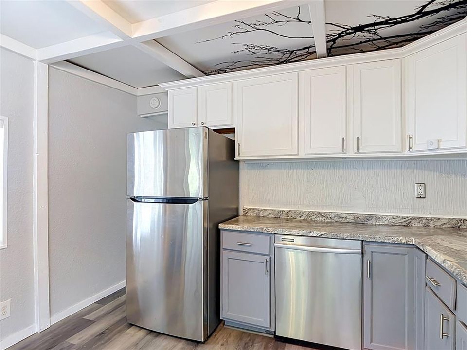 En Venta: $215,000 (2 camas, 1 baños, 600 Pies cuadrados)